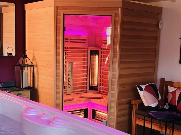 💆‍♀️Relaxez vous en profitant aussi de notre espace détente, Jacuzzi et Sauna.