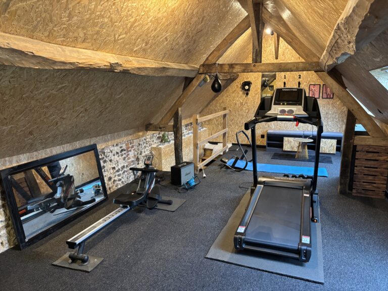 🏃‍♂️ Une salle dédiée au sport, yoga, running...