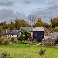 vue sur le village en automne